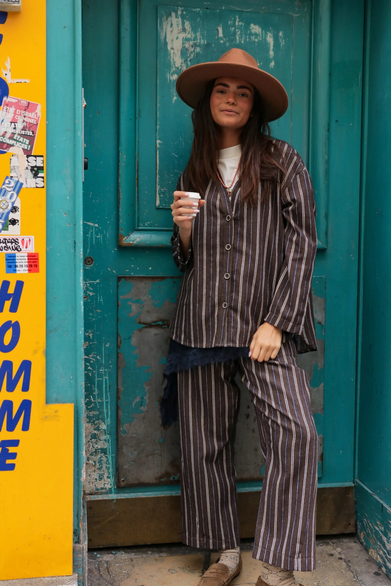 Suklaanruskeat raitahousut