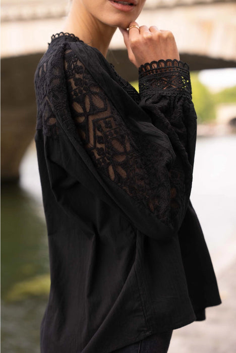 Philippa pitkähihainen pitsipaita, black