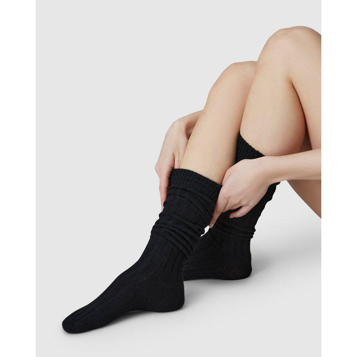 Swedish Stockings Bodil Chunky polvisukat, black