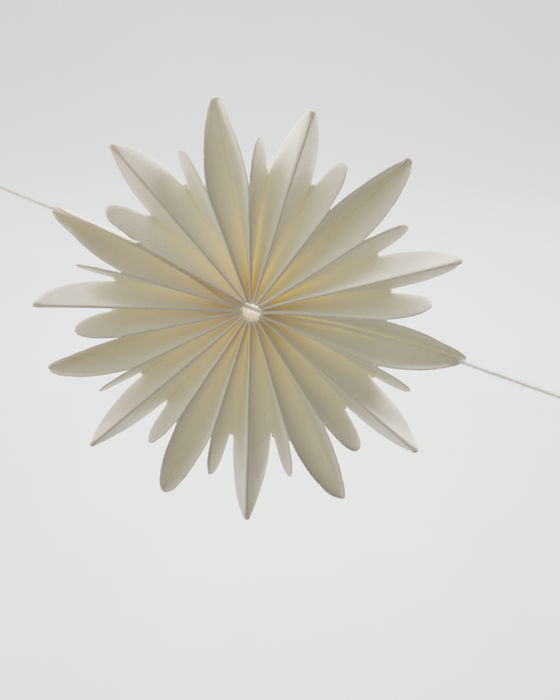 House Doctor koristeköynnös Girda, white