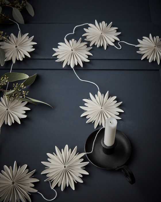 House Doctor koristeköynnös Girda, white