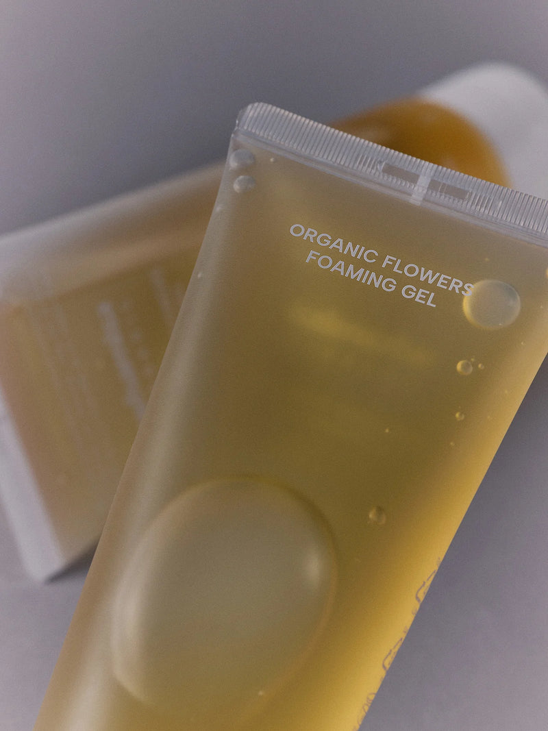 Whamisa Organic Flowers Foaming Gel puhdistusgeeli