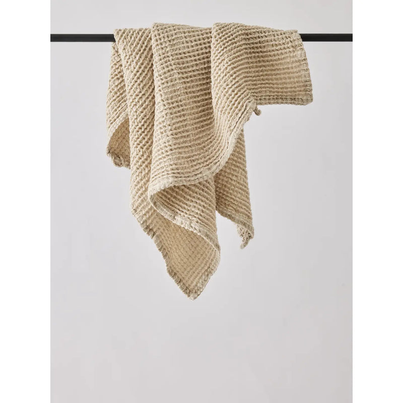 Tell Me More Alva vohveli-kylpyyyhe