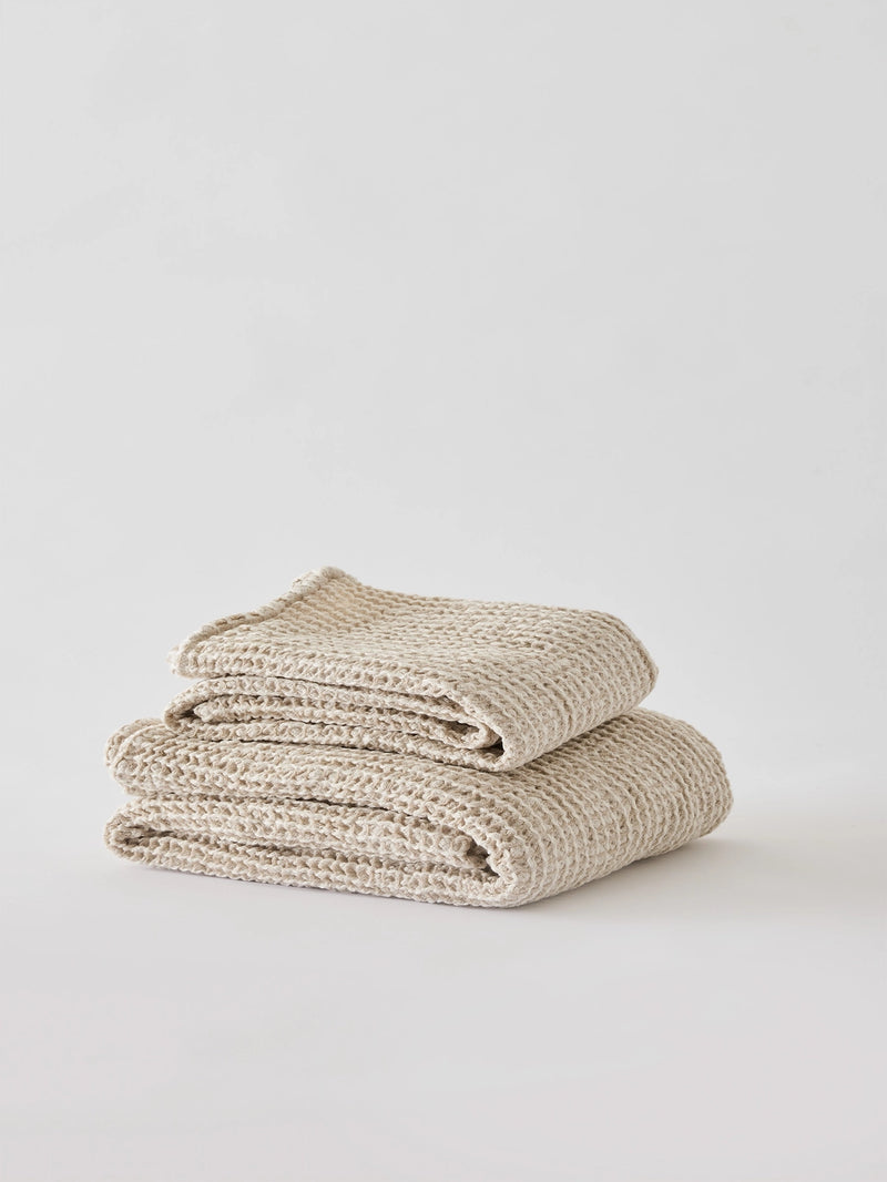 Tell Me More Alva vohveli-kylpyyyhe