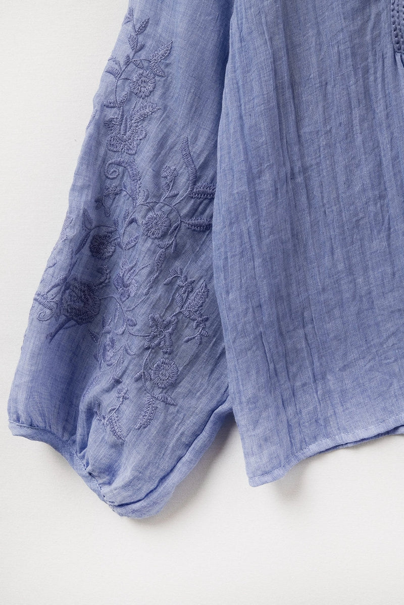 Q2 paitapusero brodeeratuilla hihoilla, Blue