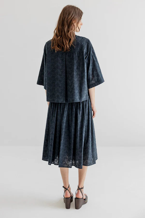 Project AJ117 Hortense paita, Musta