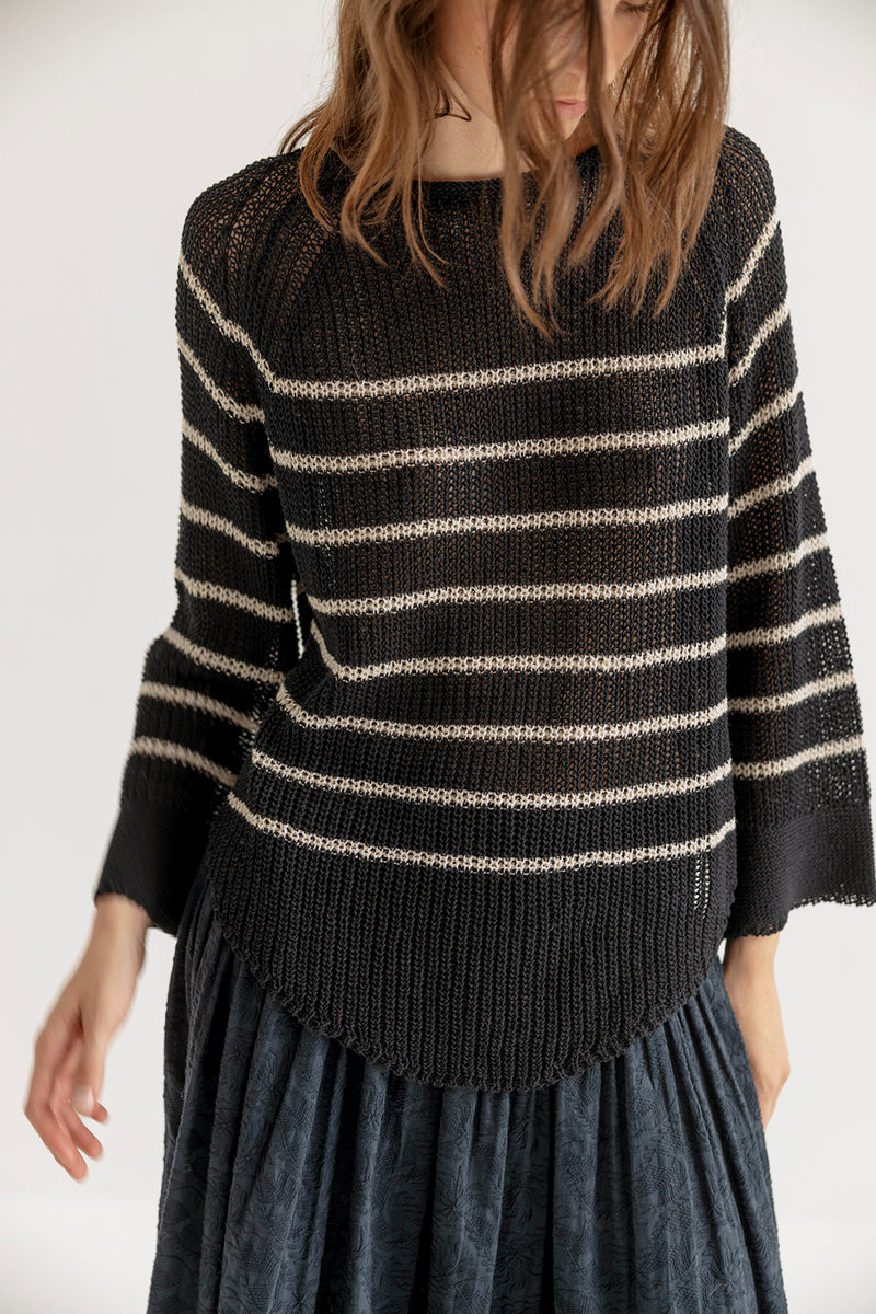 Project AJ117 Bobo neule, musta