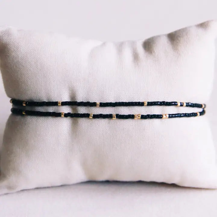 Bazou Kaksirivinen Miyuki rannekoru, Black/Gold