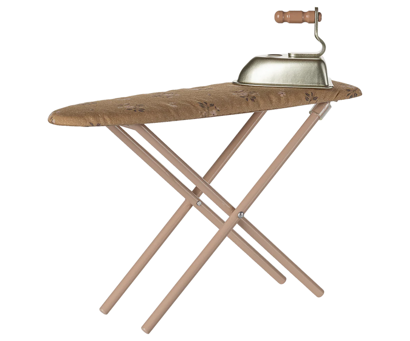 Maileg silityslauta ja silitysrauta, powder