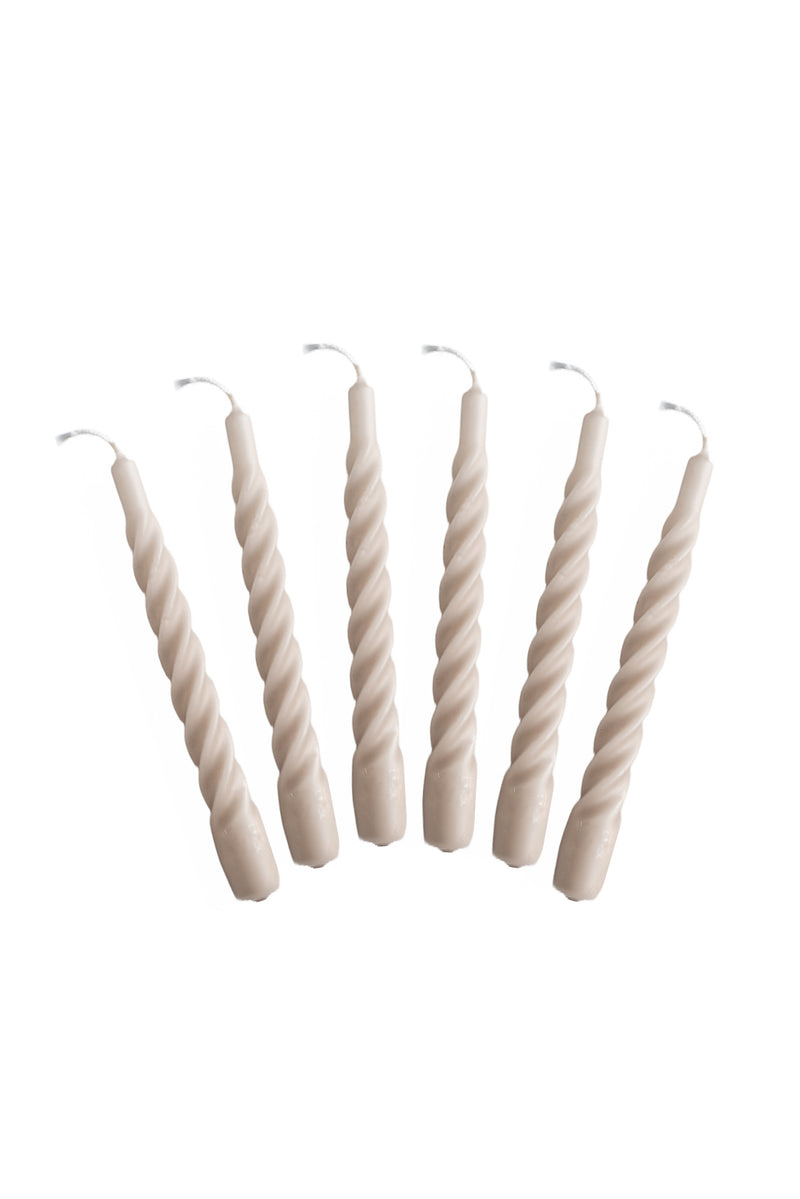 Kunstindustrien matta kierrekynttilä, useita värejä