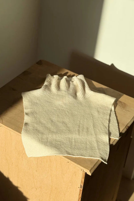 Project AJ117 Stay Warm kauluri, Chalk