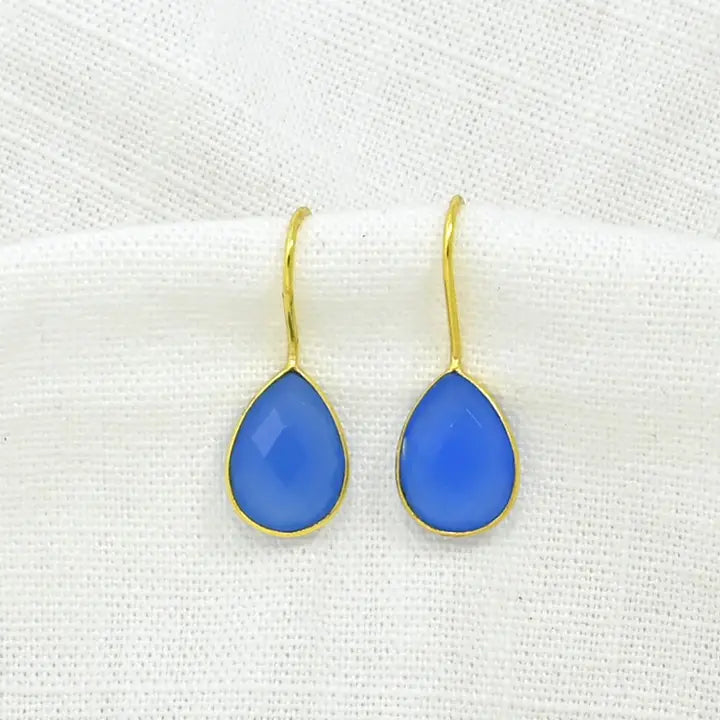 Teardrop kullattu korvakoru, Blue chalcedony