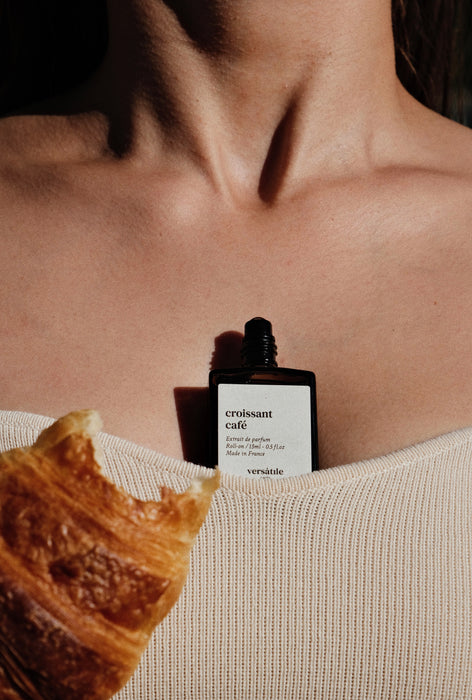 Versatile Paris hajuvesi, Croissant cafe