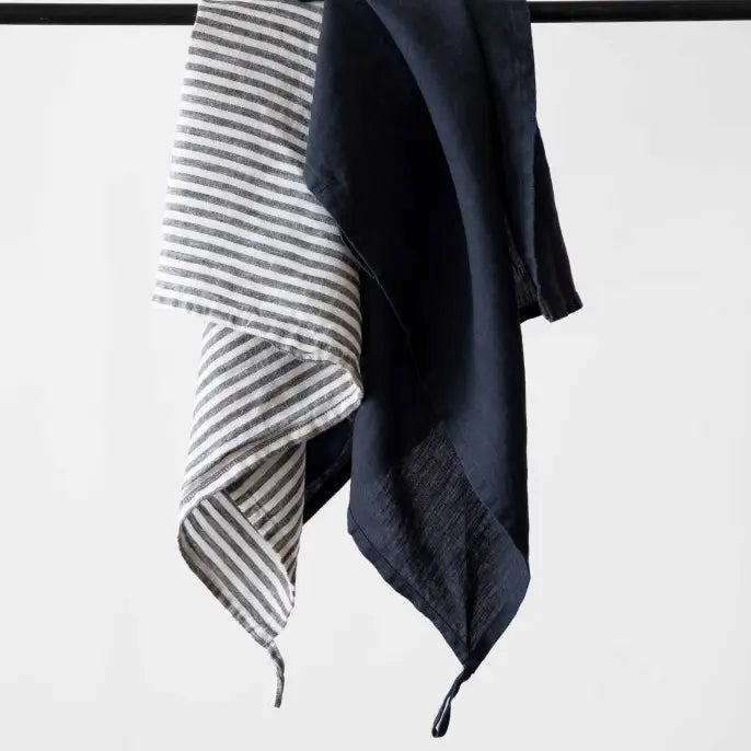 Tell Me More pellavainen keittiöpyyhe, night blue