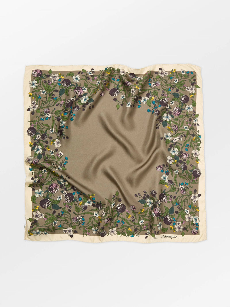 Autumn Blackberry Sia silkkihuivi, Fungi brown