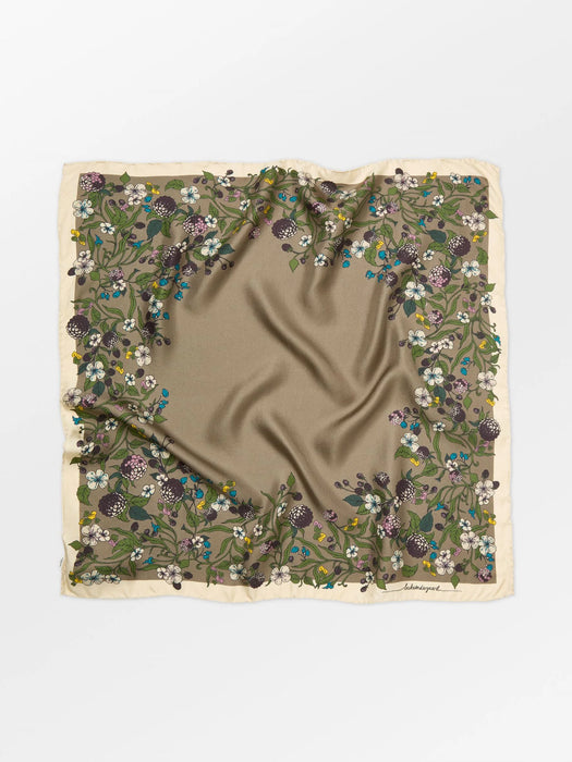 Autumn Blackberry Sia silkkihuivi, Fungi brown