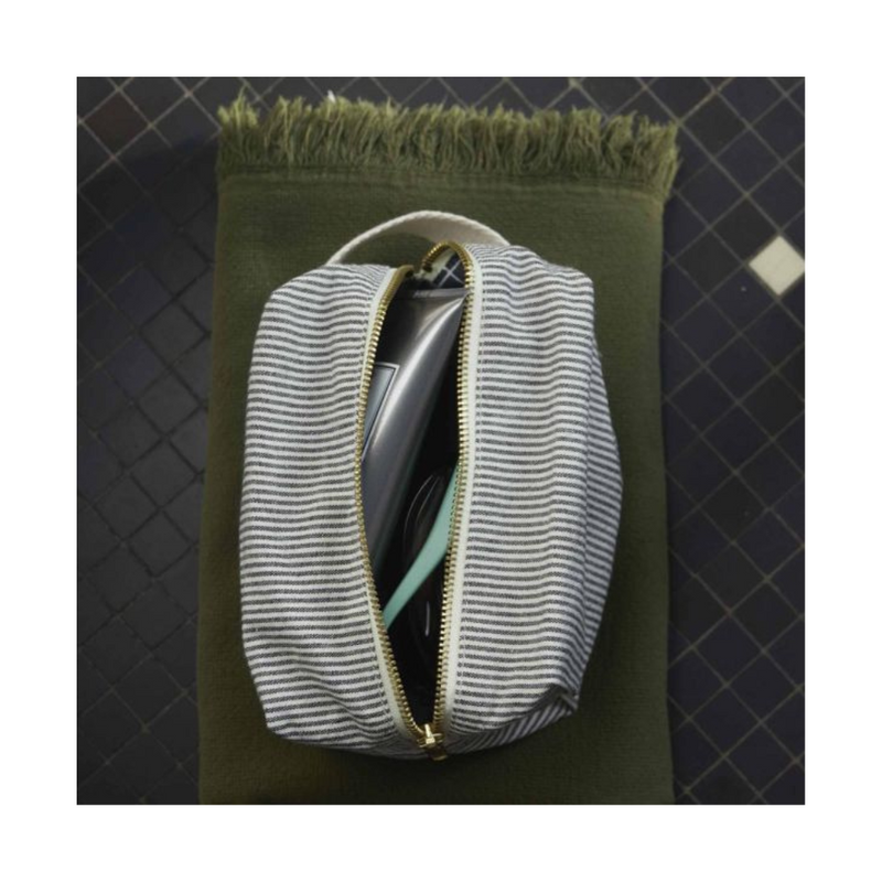 La Cerise sur le gâteau cube L toilettilaukku, Finette