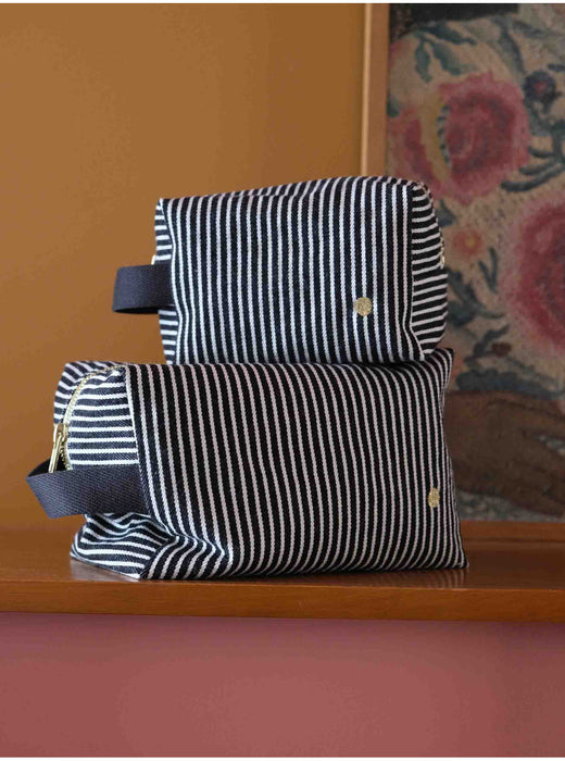 La Cerise sur le gâteau cube L toilettilaukku, Basile