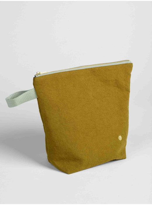 La Cerise sur le gâteau iso toilettilaukku, Nuts