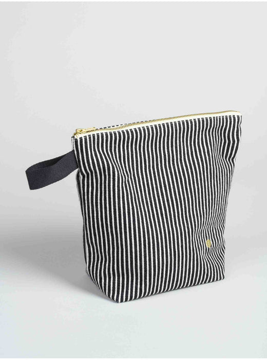 La Cerise sur le gâteau iso toilettilaukku, Basile