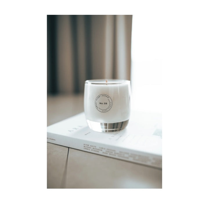 MARO Candles tuoksukynttilä, Sweet Plum & Cacao