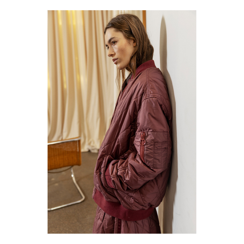 Project AJ117 Nigella bomber-takki, burgundi