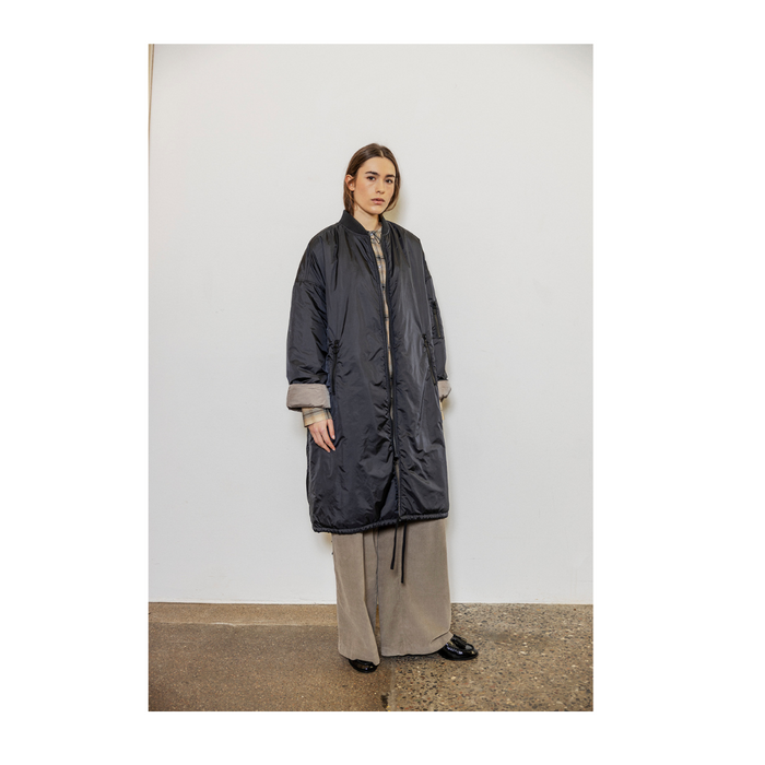 Project AJ117 Nita bomber-takki, musta