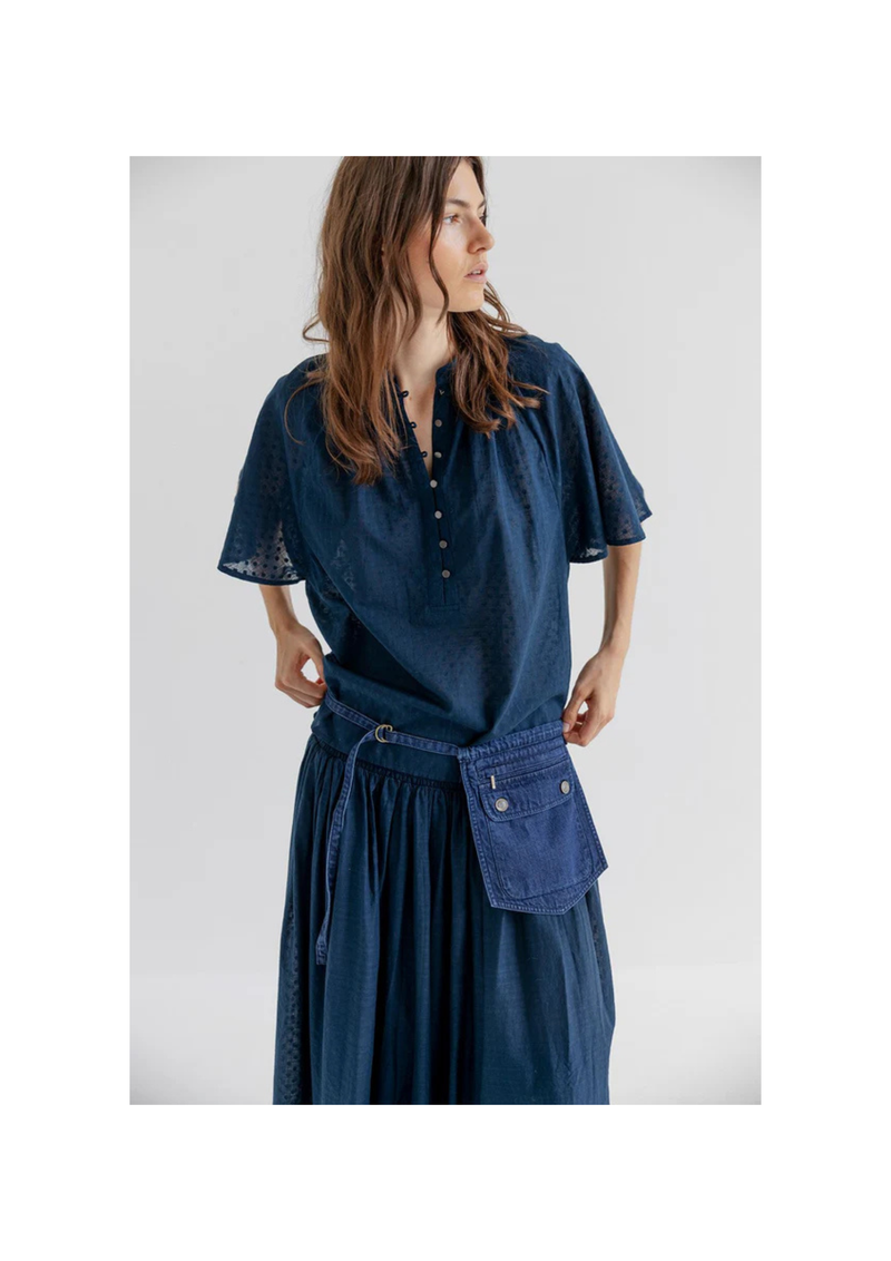 Project AJ117 Sandie paita, stormy