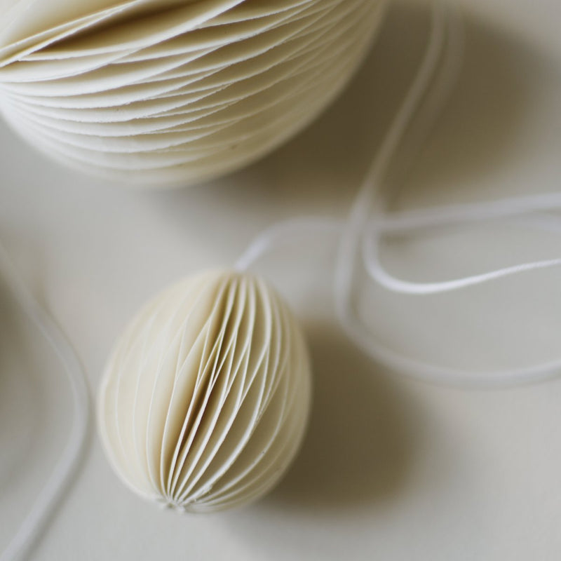 Ovoid paperikoriste small, white